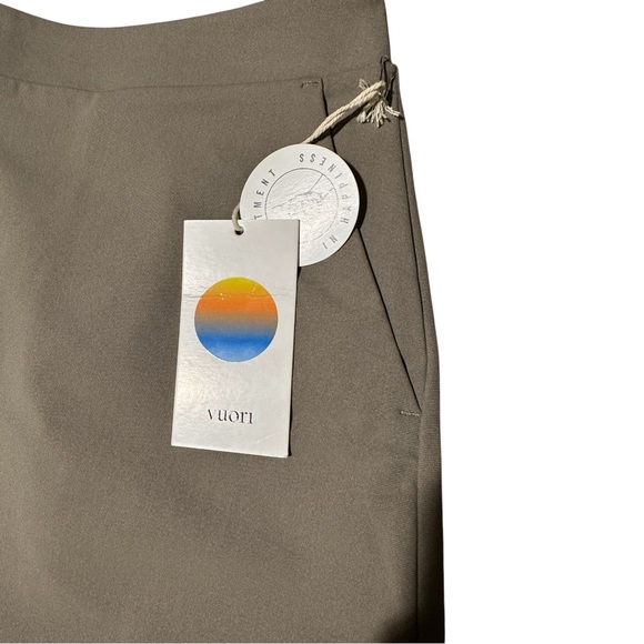 NWT Vuori Taupe Meta Skirt Size L - Picture 6 of 7